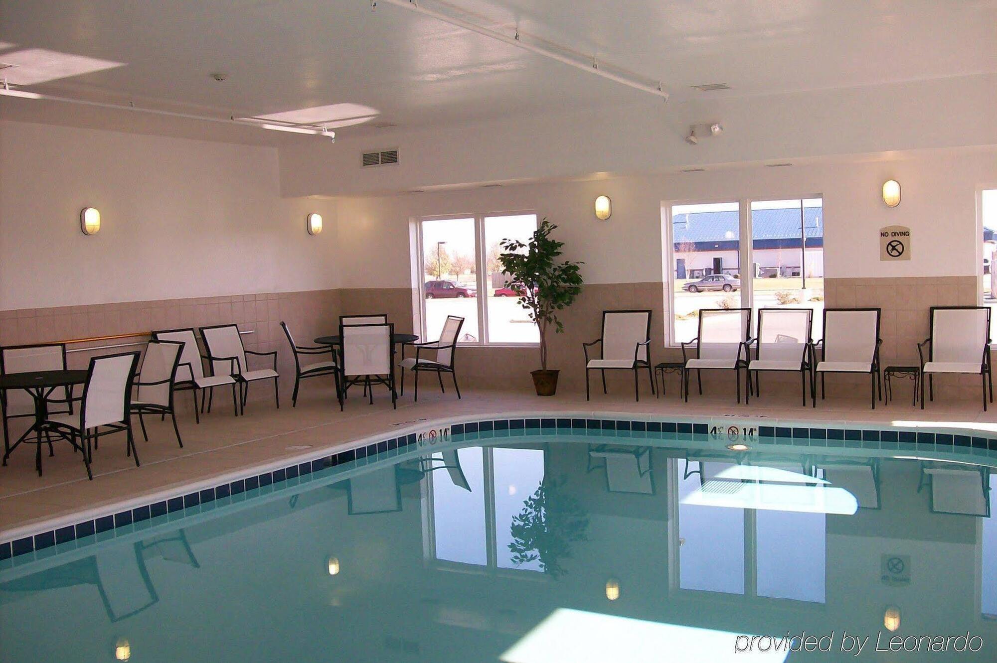Holiday Inn Express Hotel & Suites Mattoon By Ihg Exterior photo